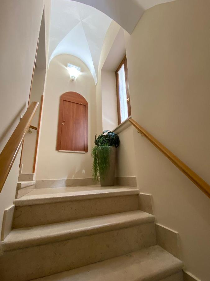 Albergo Ristorante Del Cacciatore Foggia Exterior photo