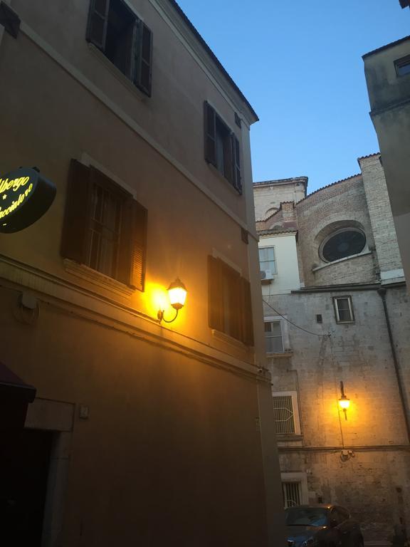 Albergo Ristorante Del Cacciatore Foggia Exterior photo